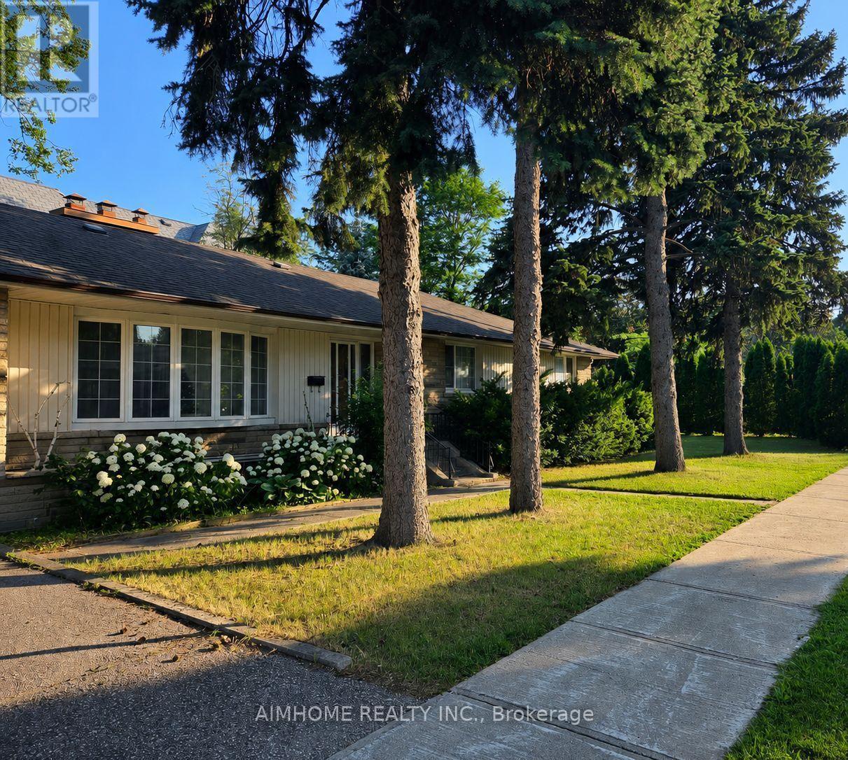 25 BURBANK DRIVE - 8