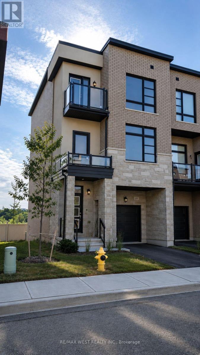 Photo of 15 Inverary Crescent