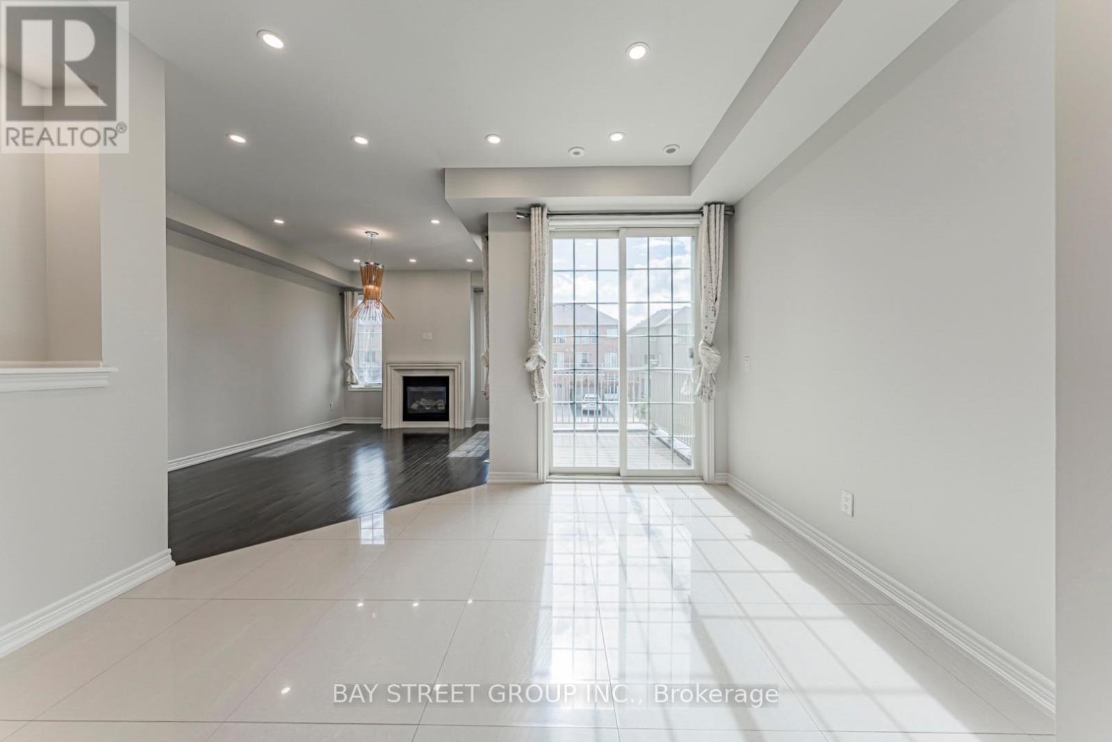 13 HIGHBURY COURT - 14