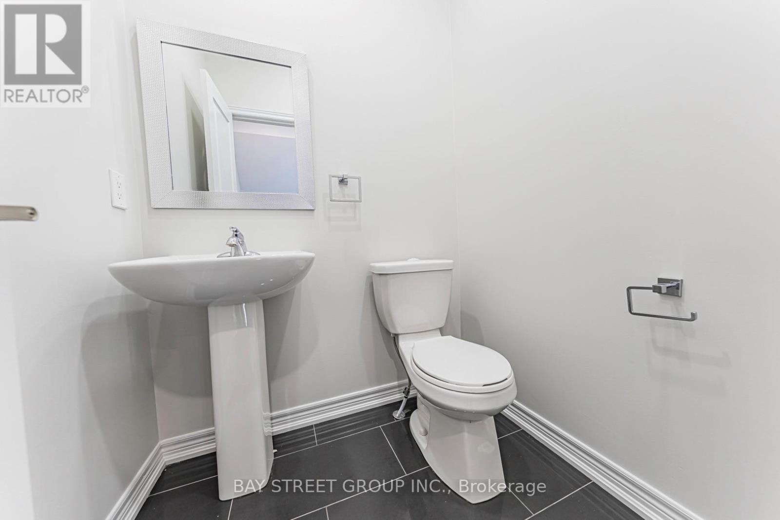 13 HIGHBURY COURT - 17