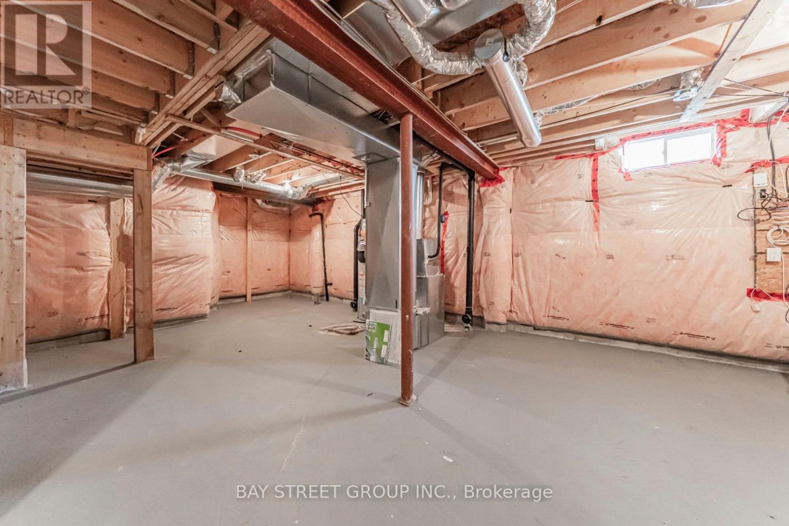 13 HIGHBURY COURT - 25