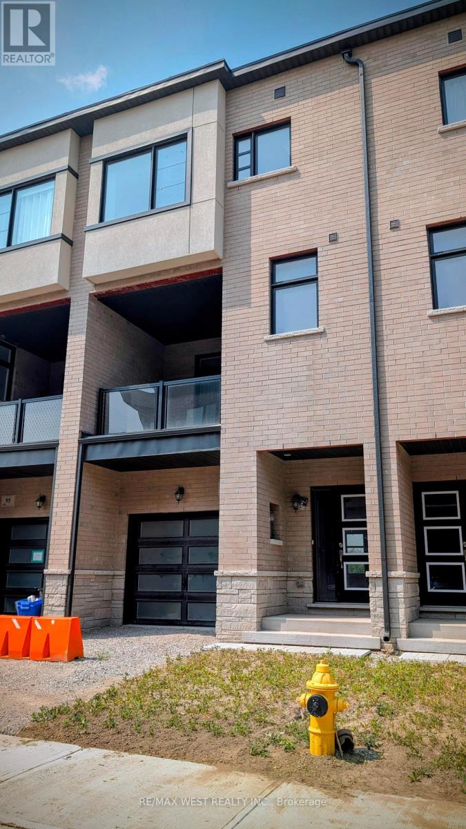 Photo of 91 Inverary Crescent