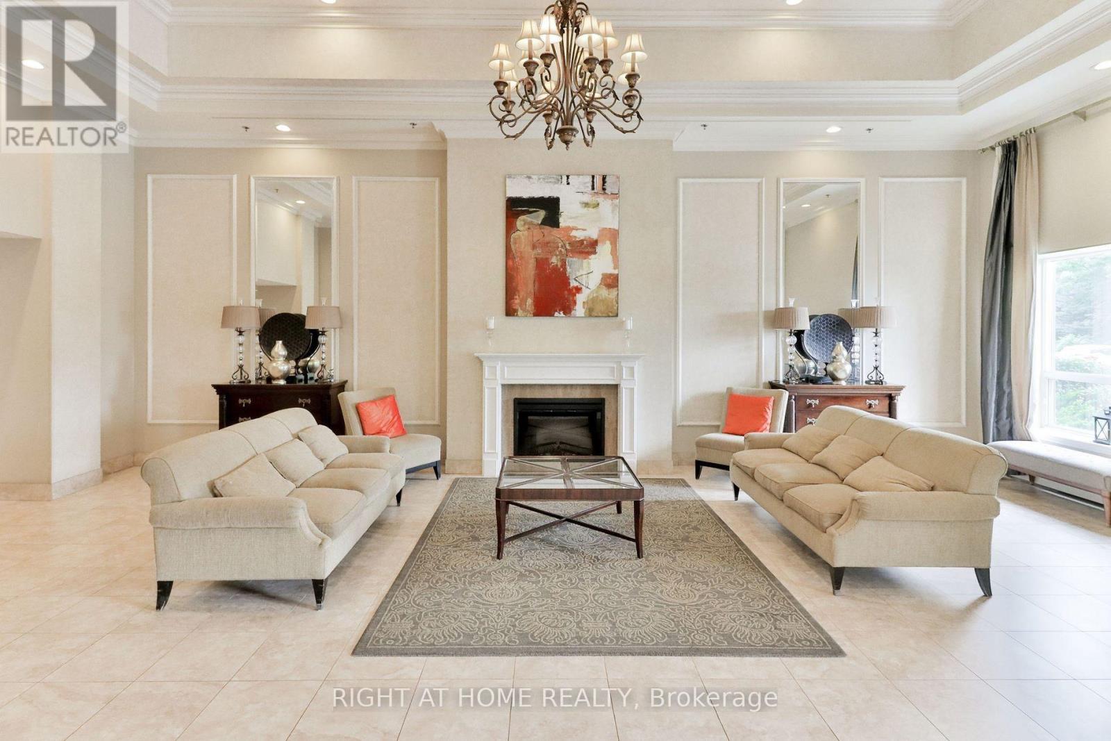 #305 8 MAISON PARC COURT - 4