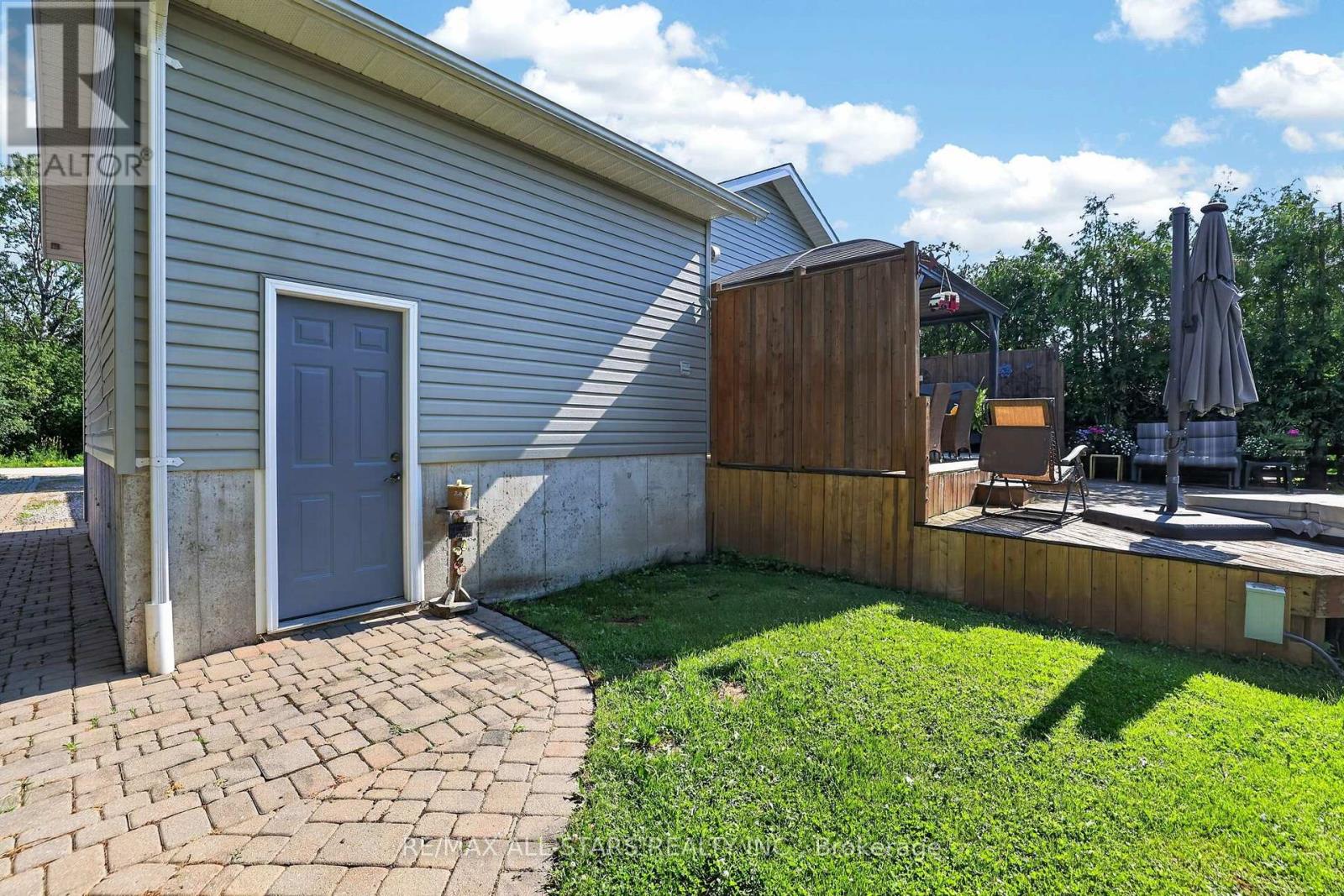 38 EVELYN AVENUE - Image 24