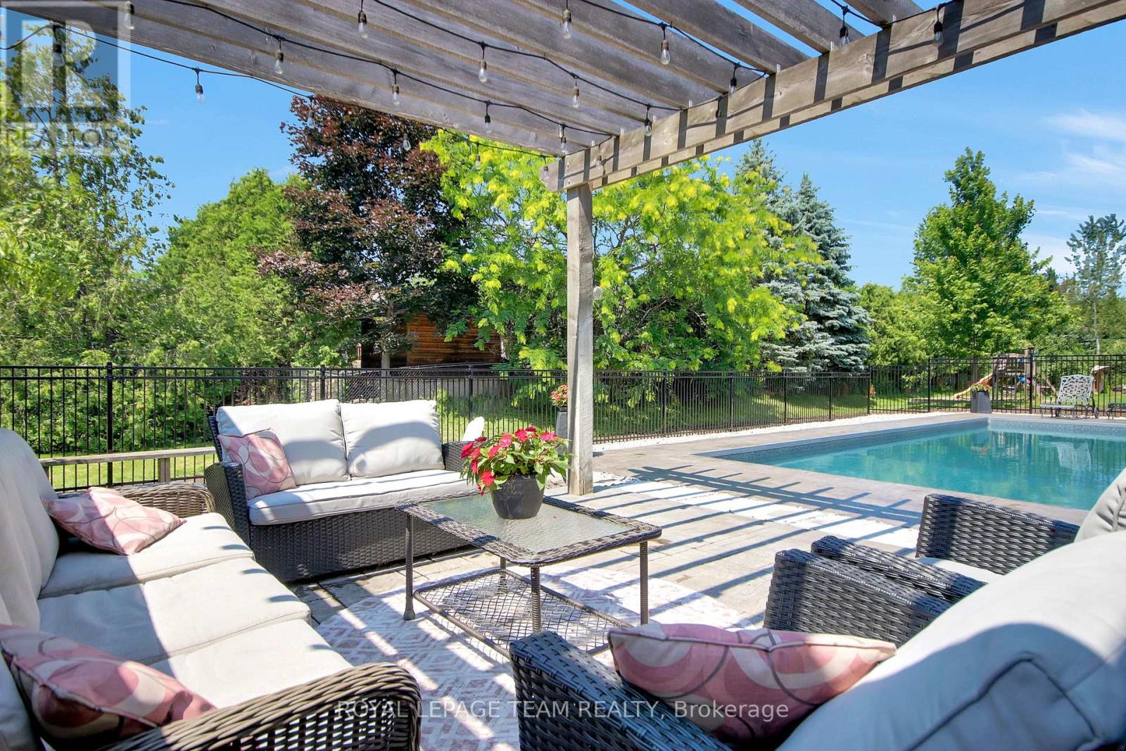 1801 CEDARLAKES WAY - 43