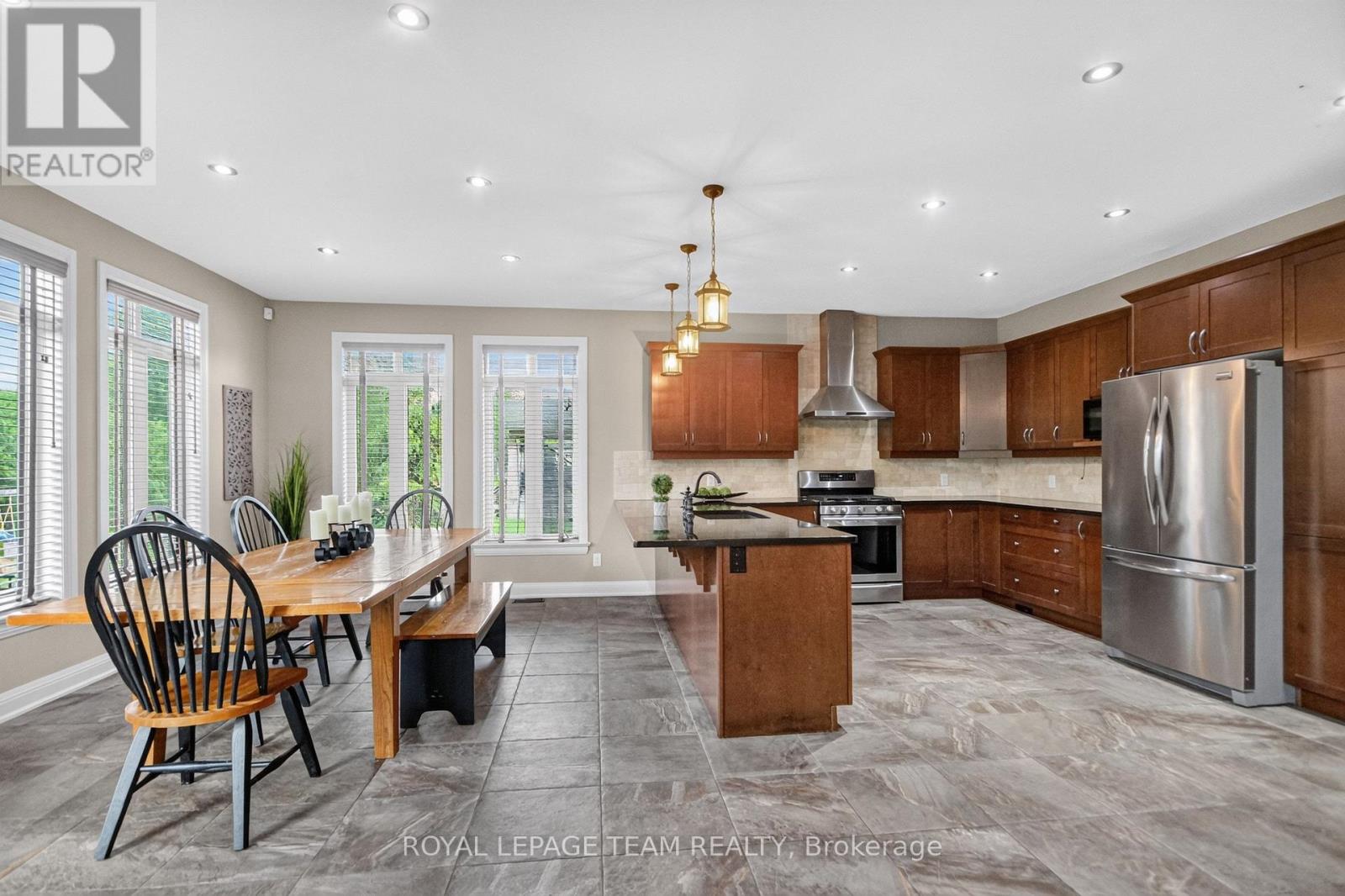 1801 CEDARLAKES WAY - 9