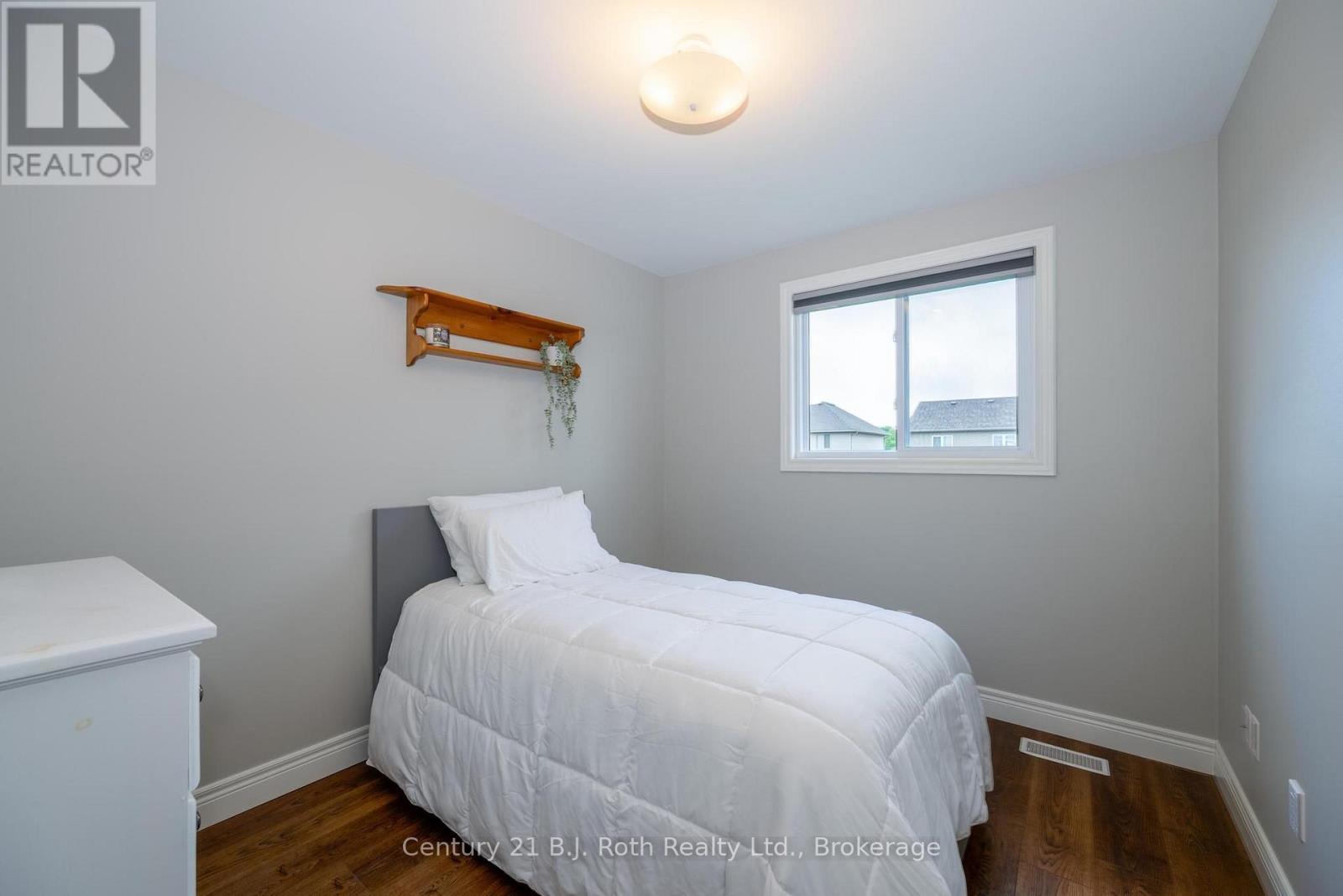58 MEREDITH DRIVE - 14