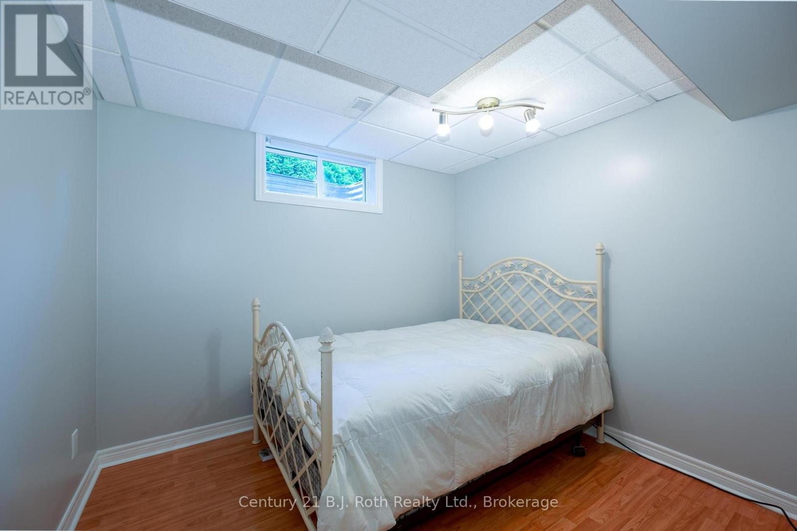58 MEREDITH DRIVE - 18