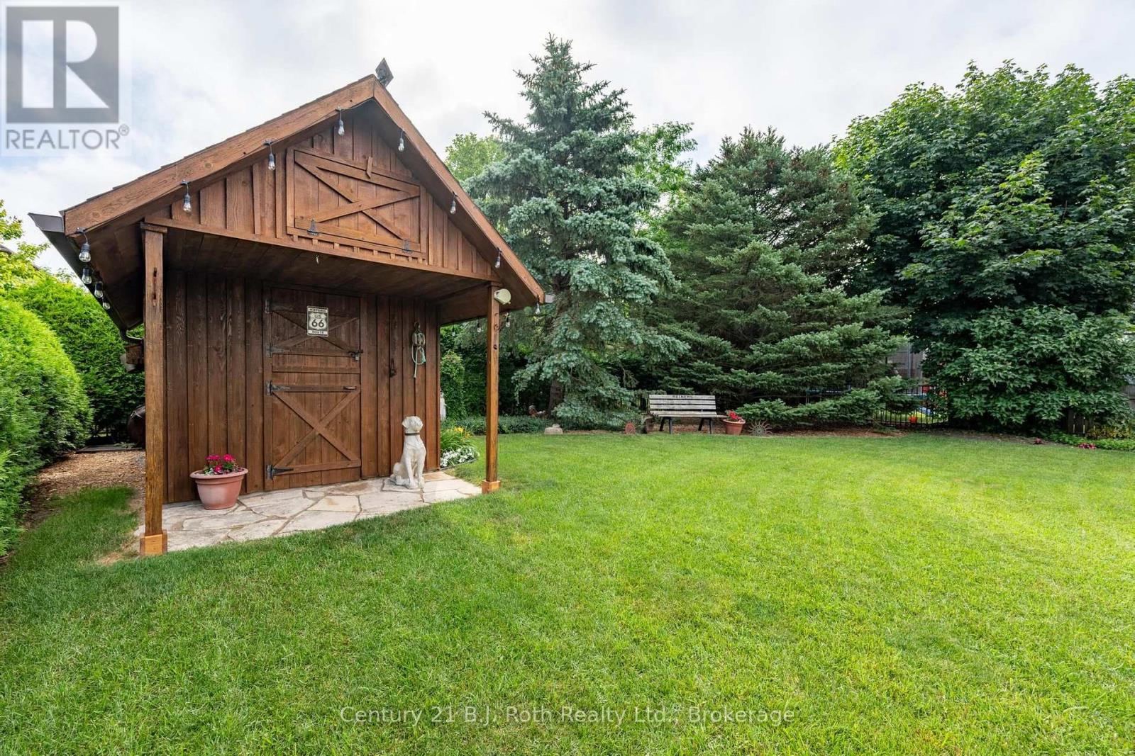 58 MEREDITH DRIVE - 23