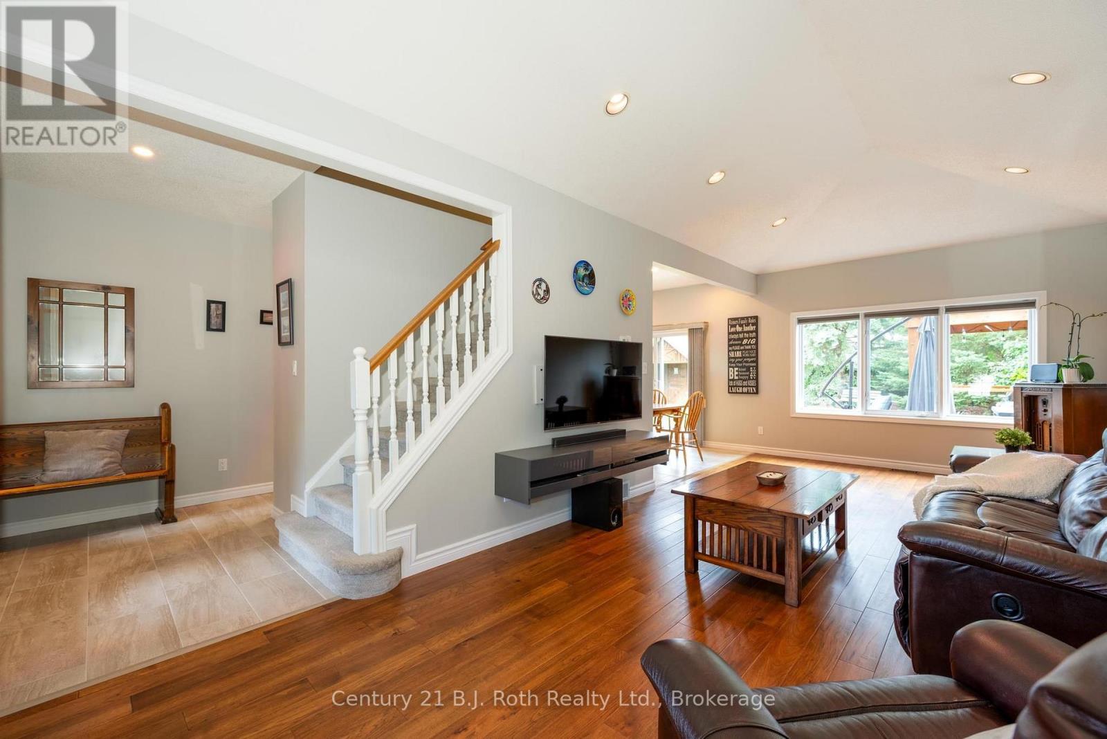 58 MEREDITH DRIVE - 8