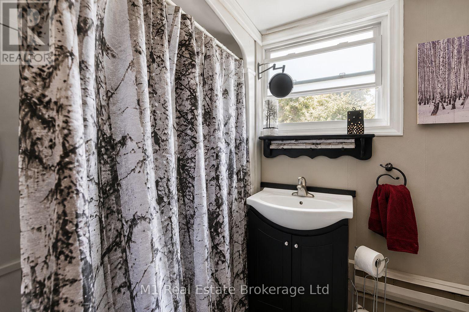 53 JANEFIELD AVENUE - 20