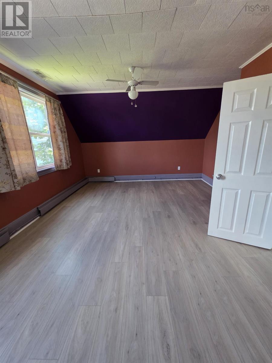 922 George Street - 15