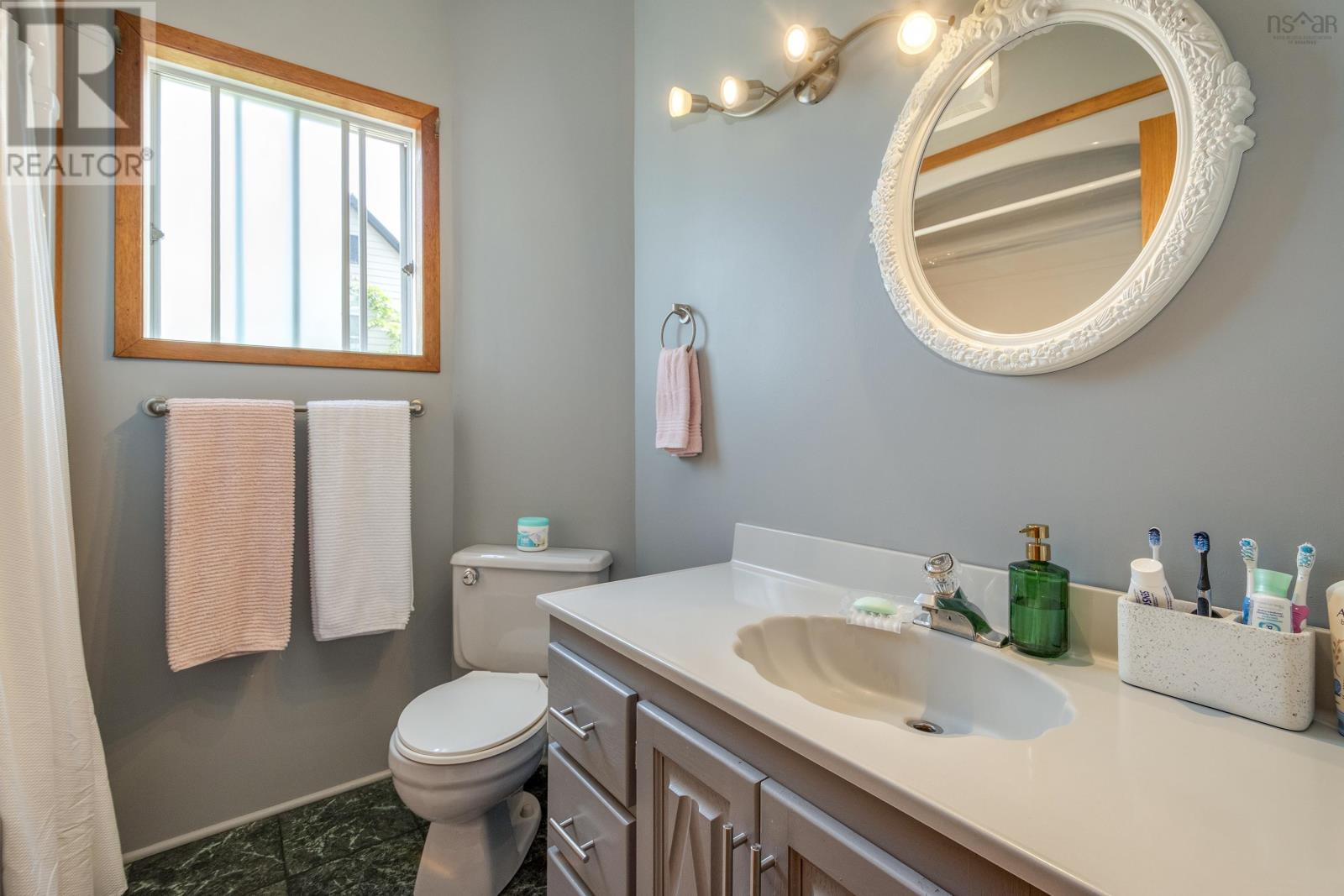 453 Pleasant Street - 20
