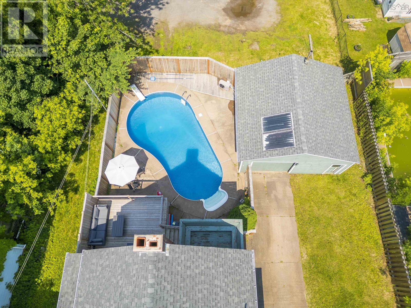 453 Pleasant Street - 48