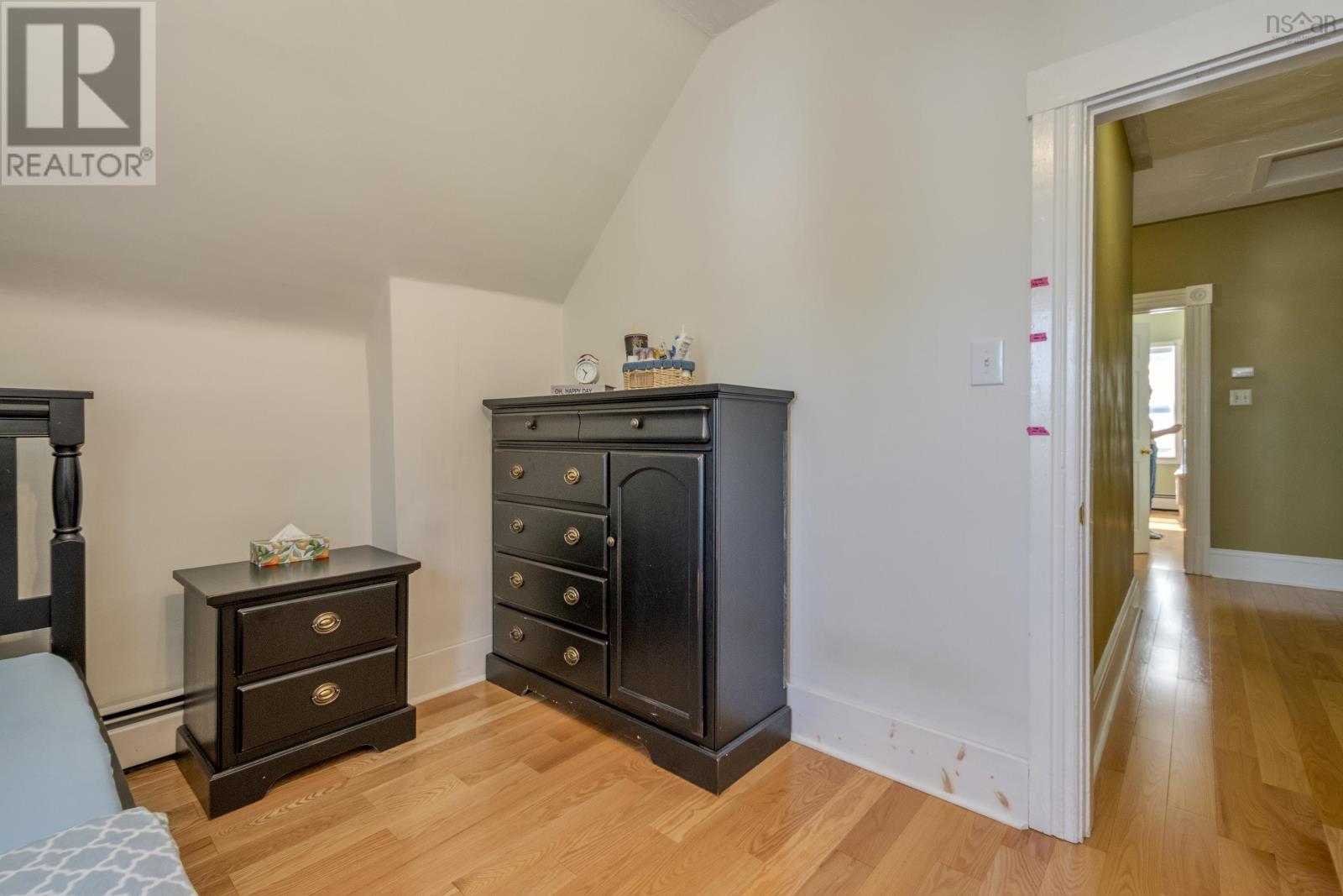 453 Pleasant Street - 28