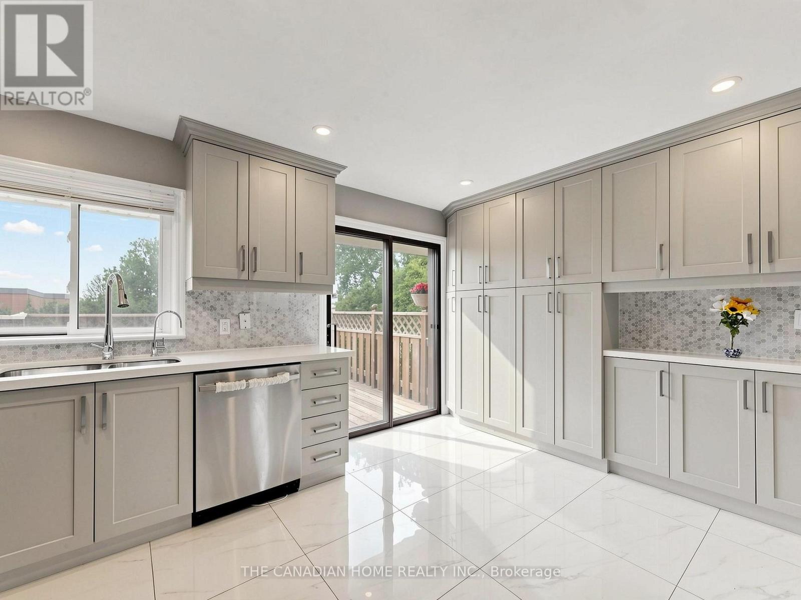470 CROMWELL AVENUE - 11