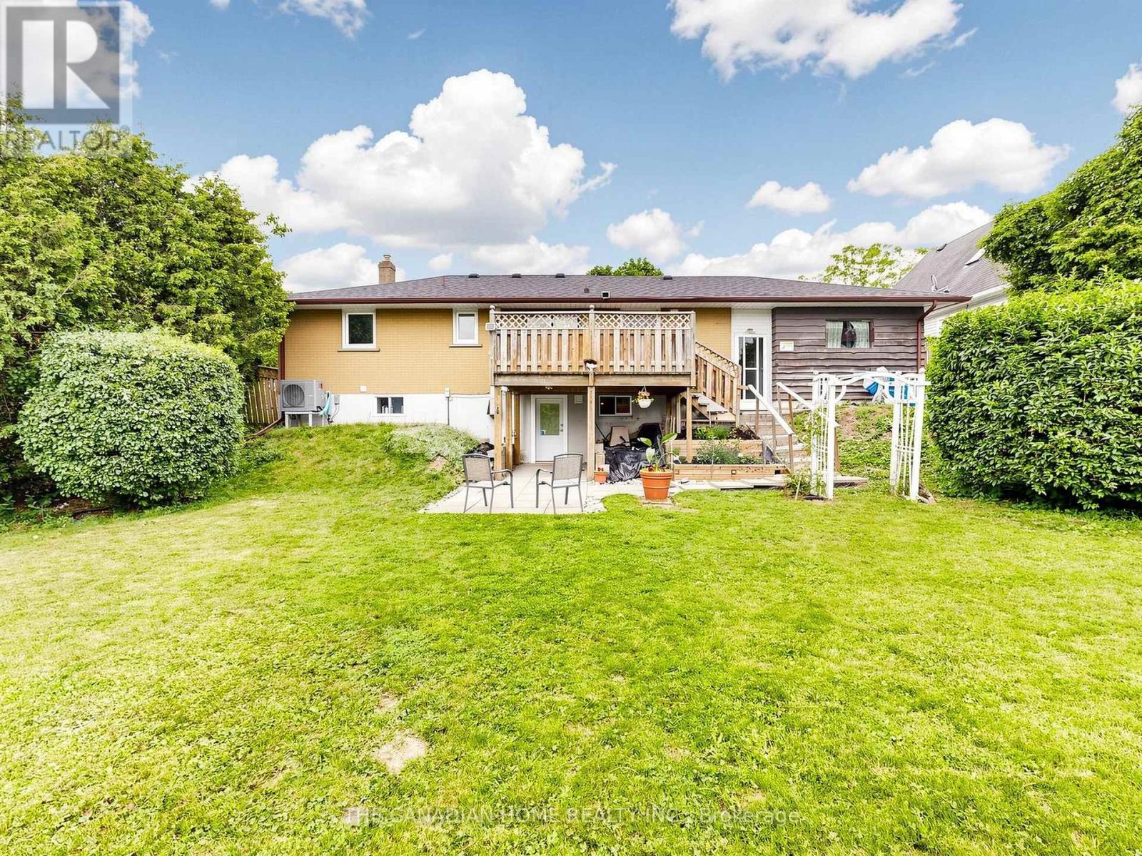 470 CROMWELL AVENUE - 47