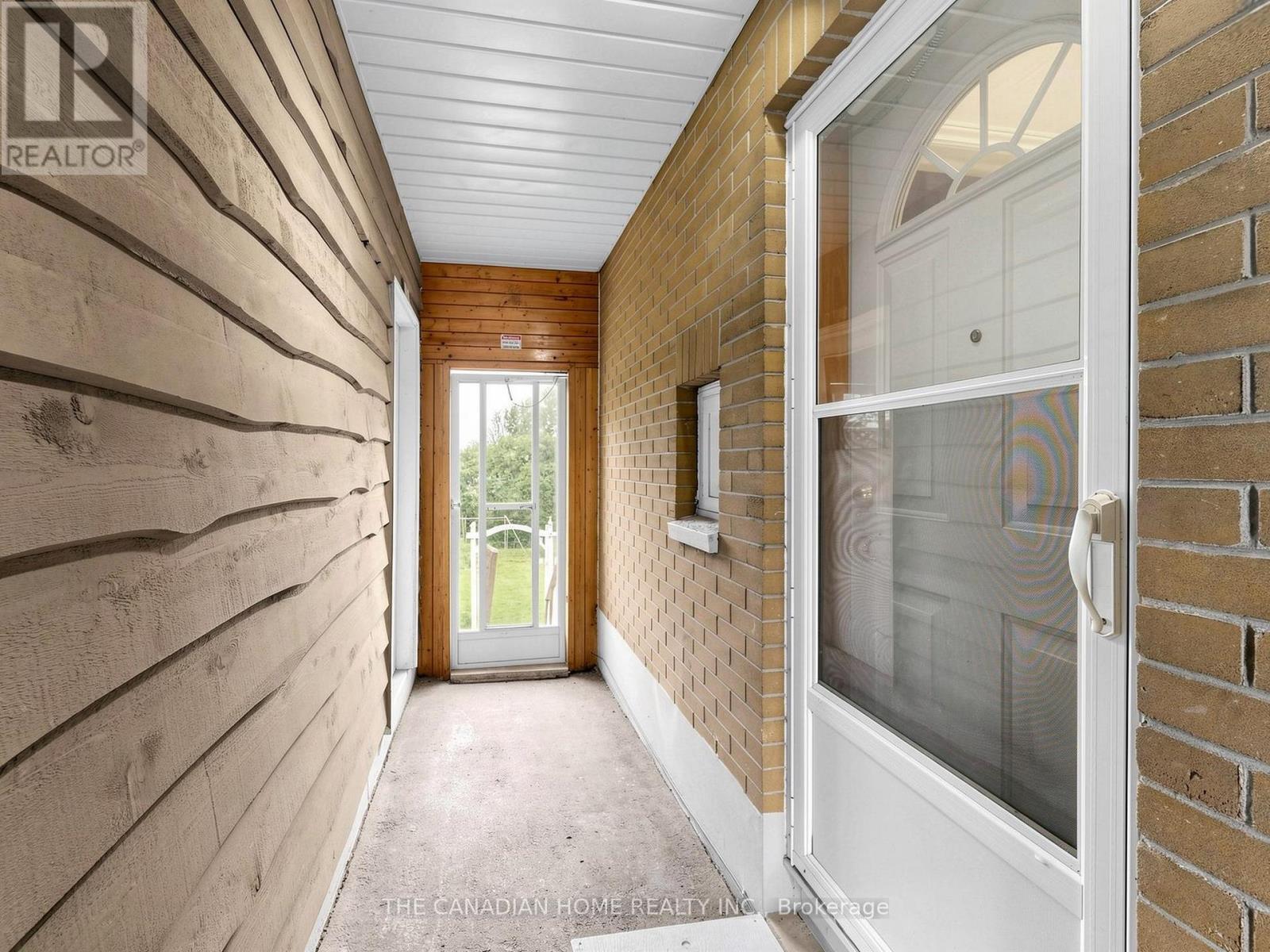 470 CROMWELL AVENUE - 39