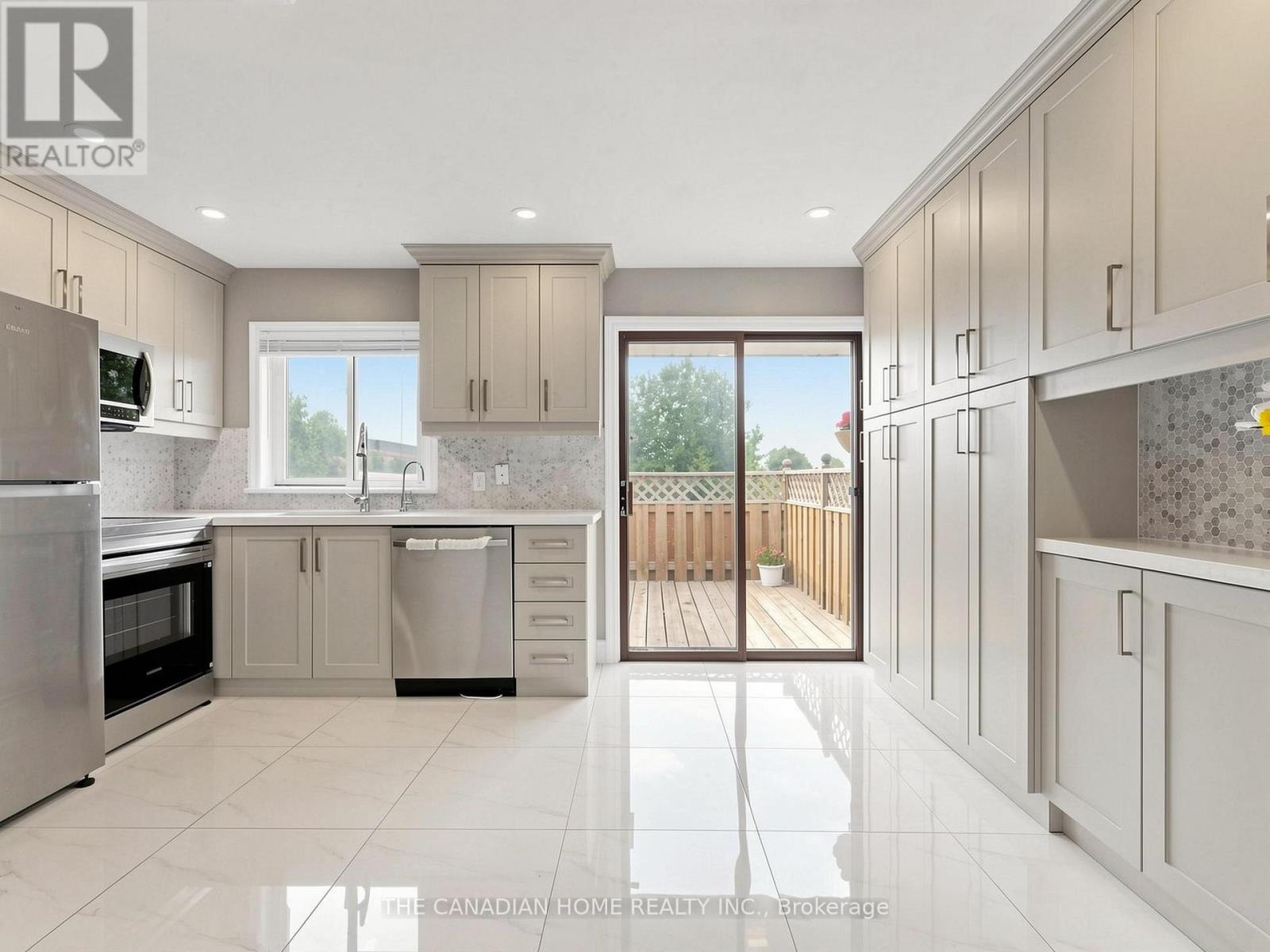 470 CROMWELL AVENUE - 8