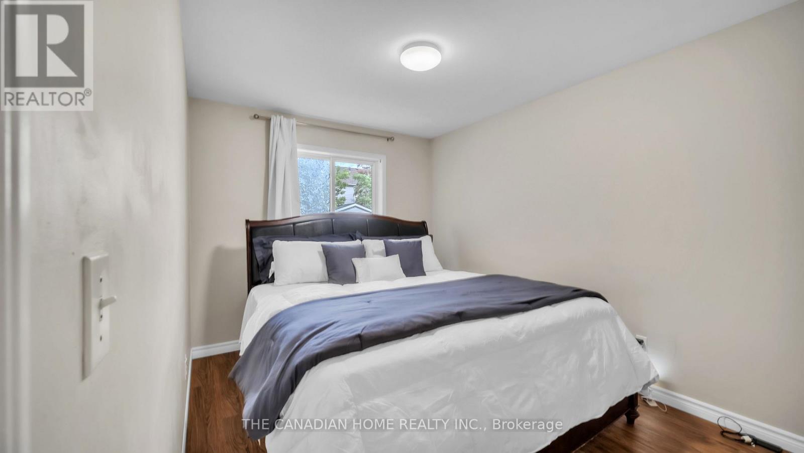 45 OAK STREET - 23