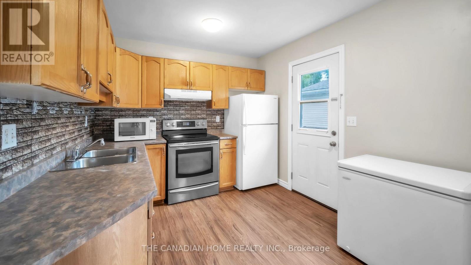45 OAK STREET - 5