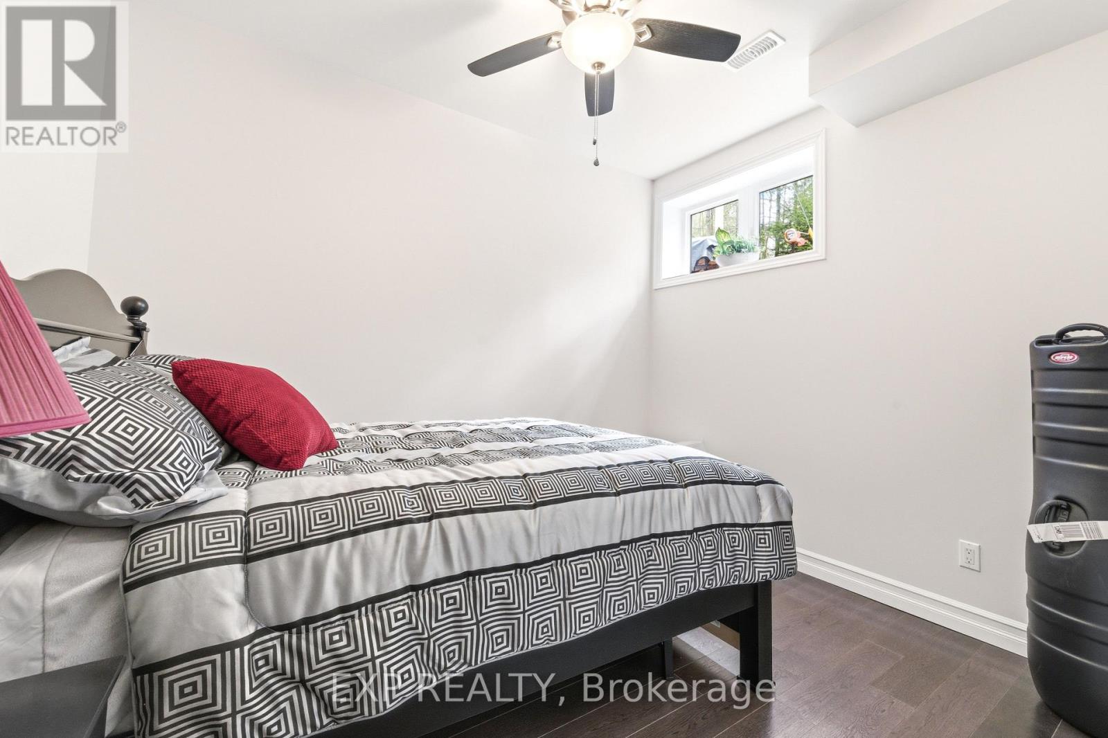 248 ROACH WAY - 32
