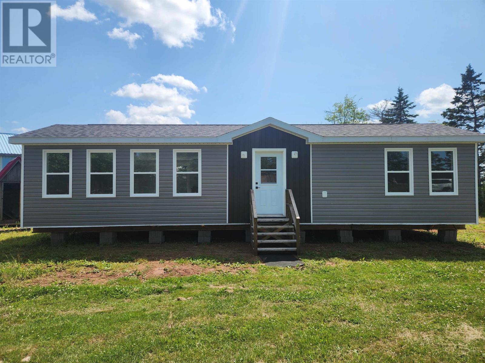 2751 Peters Road - 1