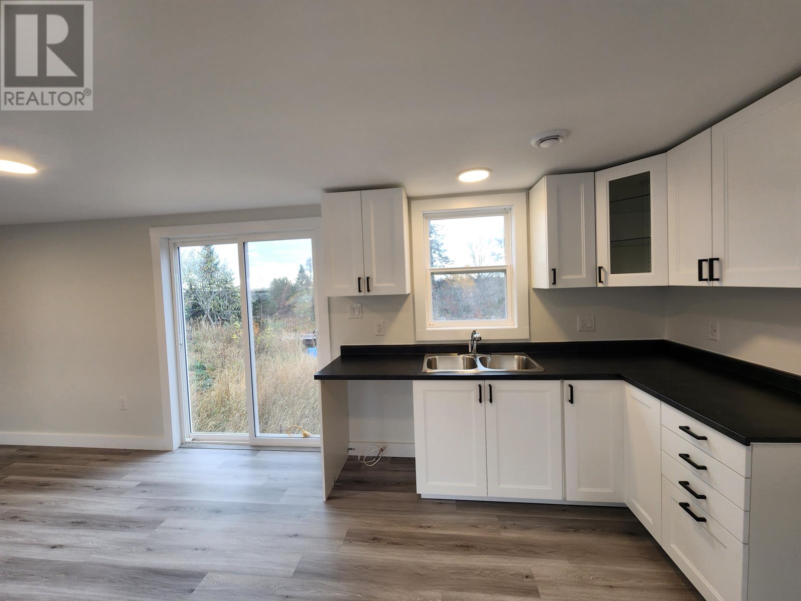 2751 Peters Road - 9