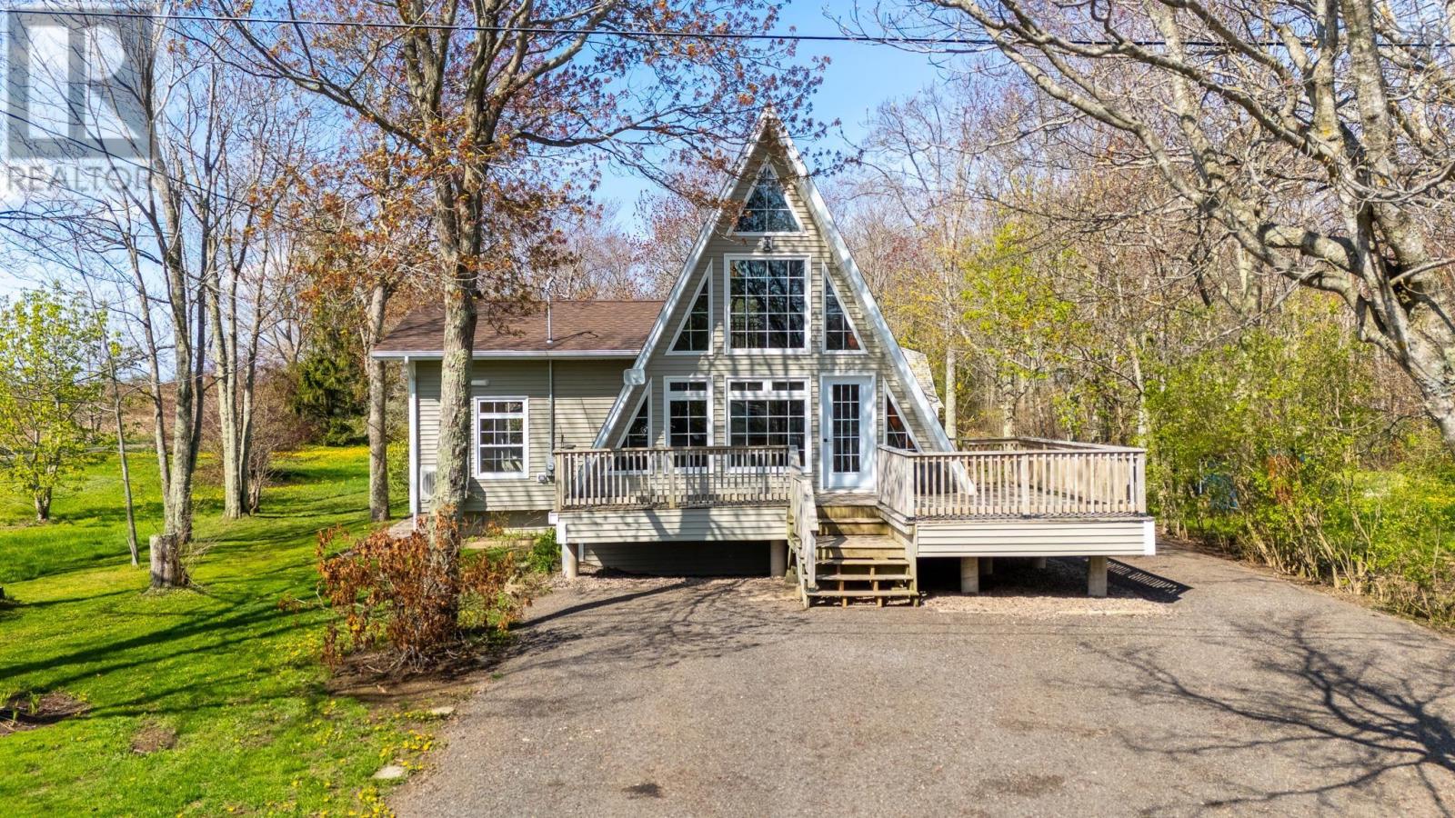 75 Evangeline Beach Road - 4
