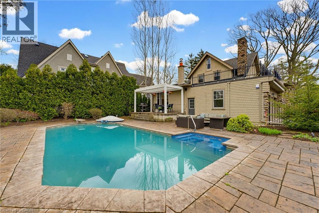 3083 LAKESHORE Road - 46