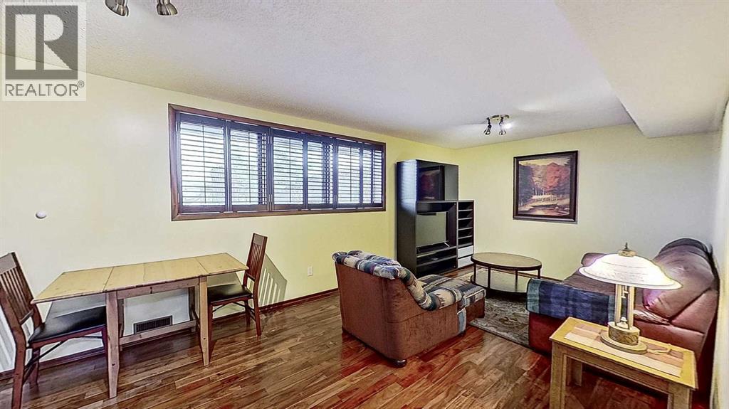 5803 Dalgleish Road NW - 21