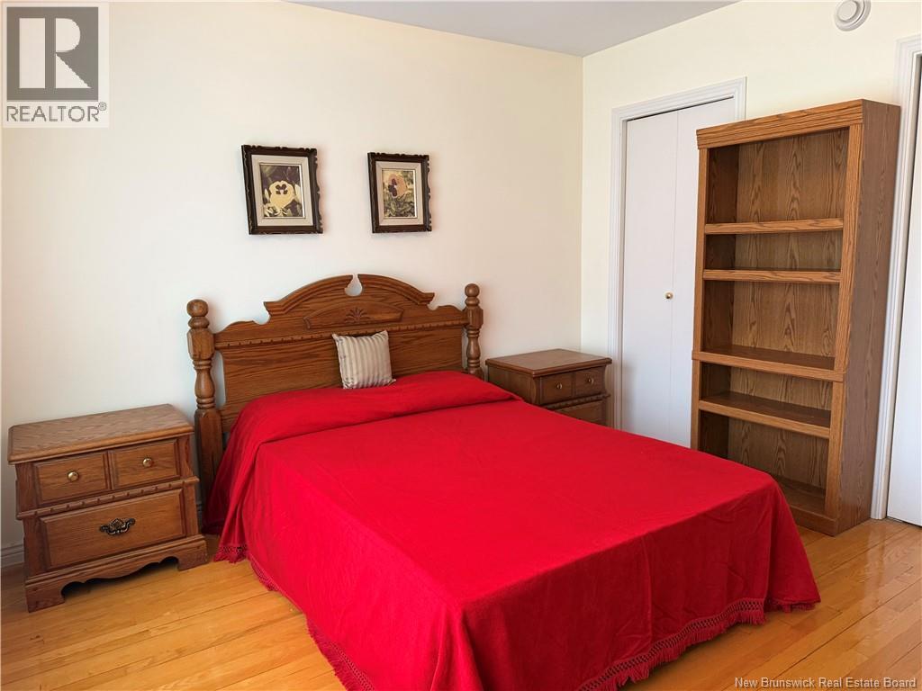 56 Premiere Avenue - 12