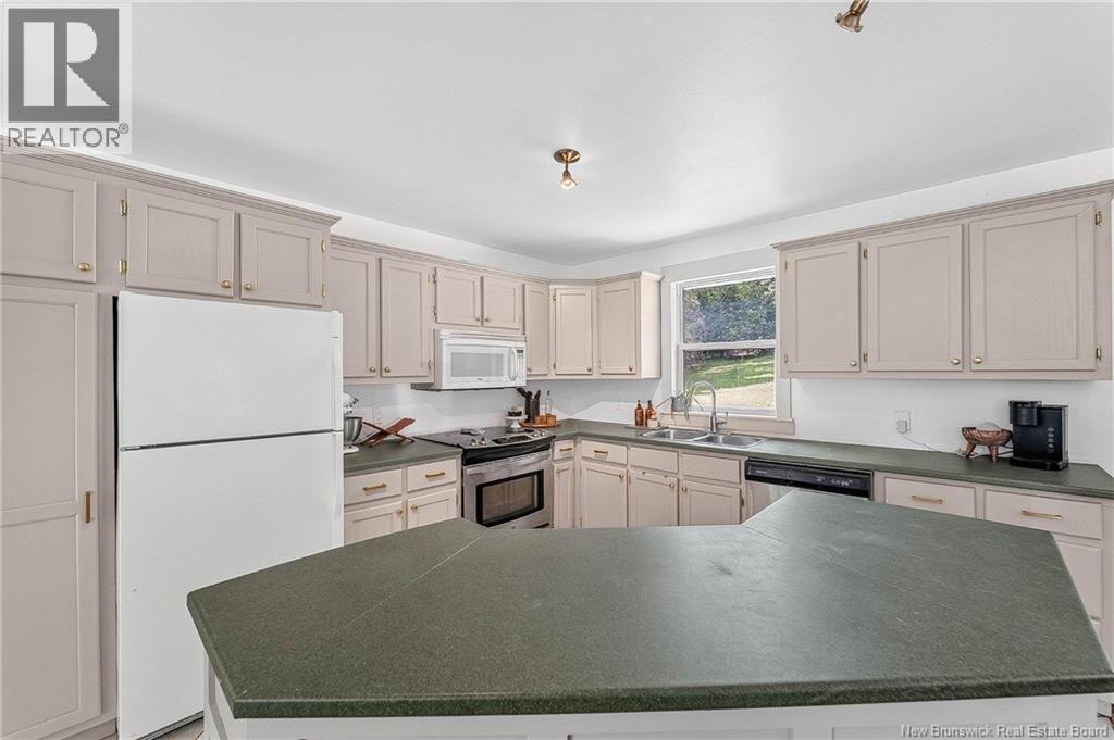 31 Hills Road - 12