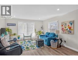 30 Violet Street, photo 8