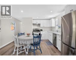 30 Violet Street, photo 10