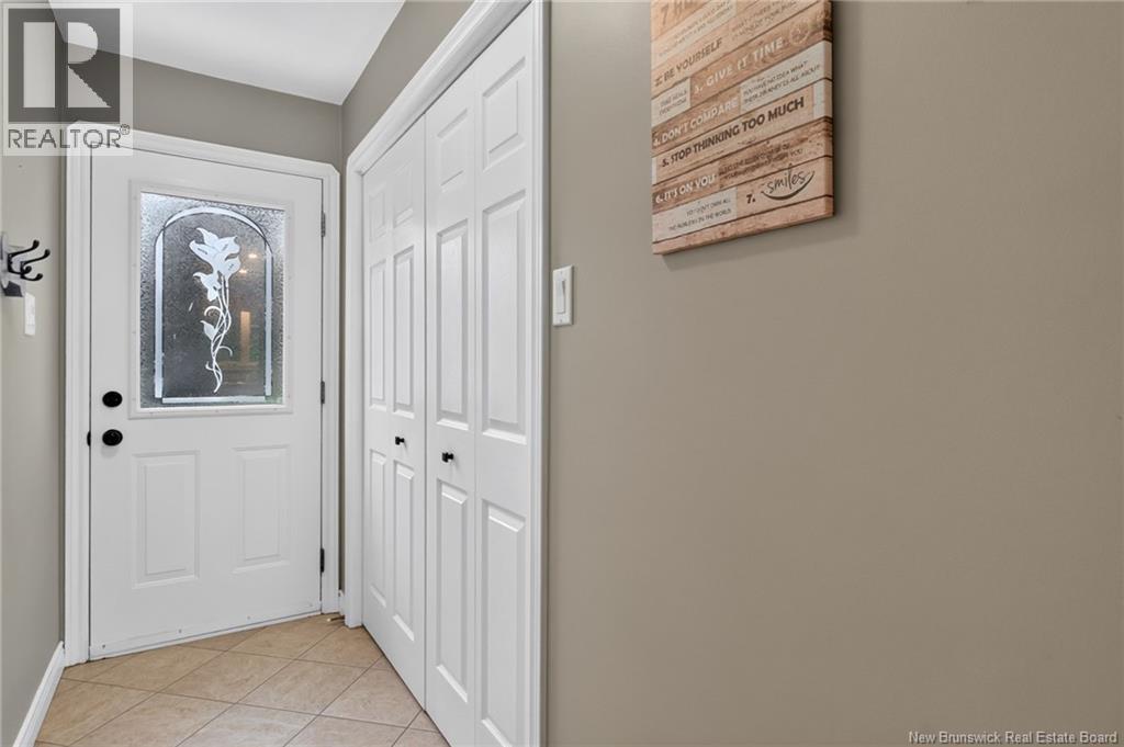 60 Anik Crescent - 10