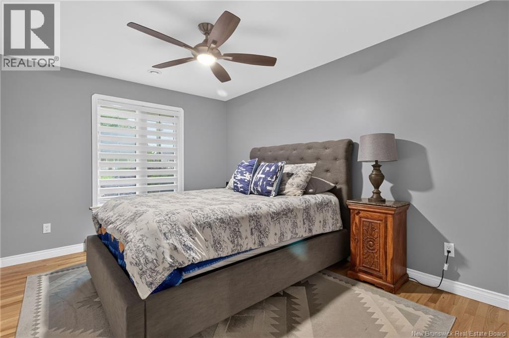 60 Anik Crescent - 19