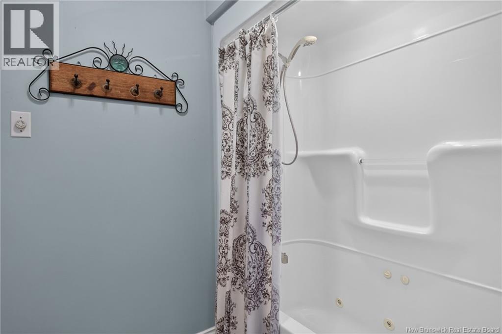 60 Anik Crescent - 23