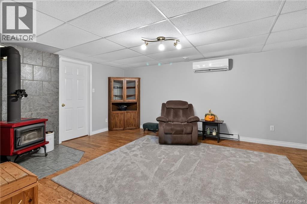 60 Anik Crescent - 30