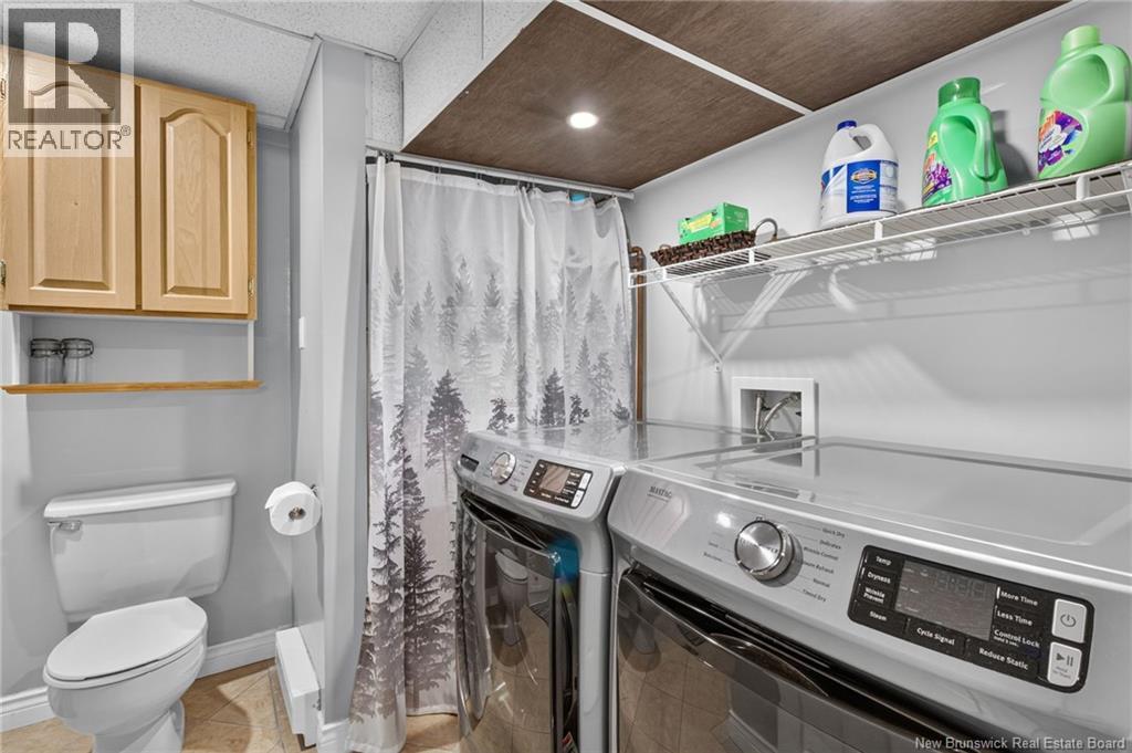 60 Anik Crescent - 34