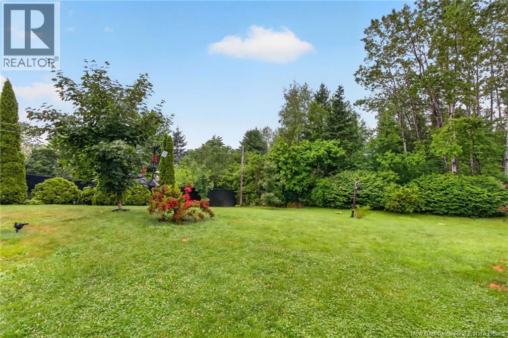 60 Anik Crescent - 8