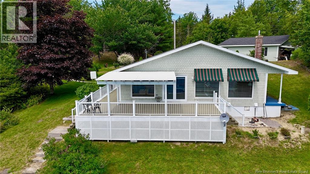 106 LAKESIDE DR - 1