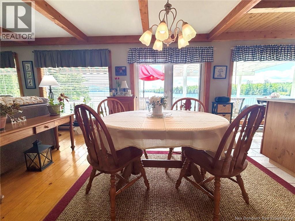 106 LAKESIDE DR - 23