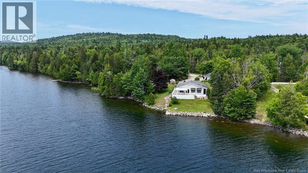 106 LAKESIDE DR - 4