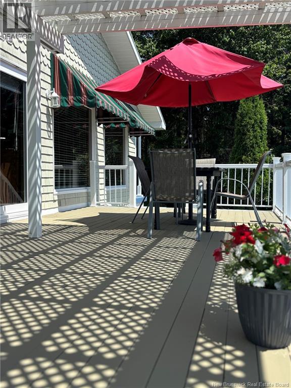 106 LAKESIDE DR - 48
