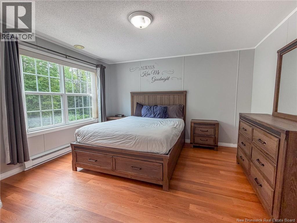 31 Wendy Crescent - 28