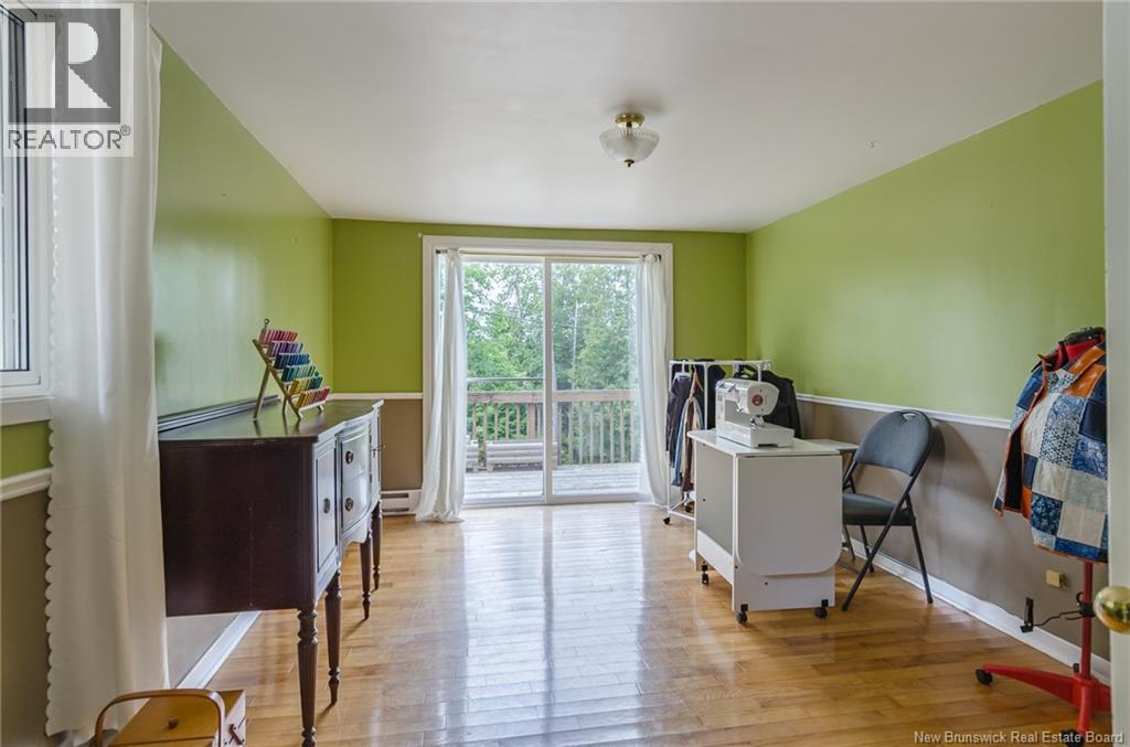 38 Highview Roadway - 12
