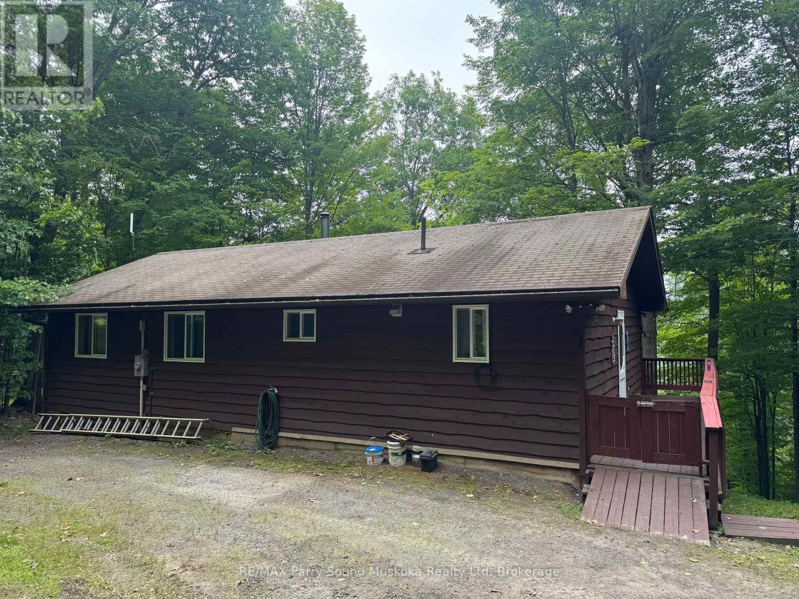 1117 LIMBERLOST POINT ROAD - 2