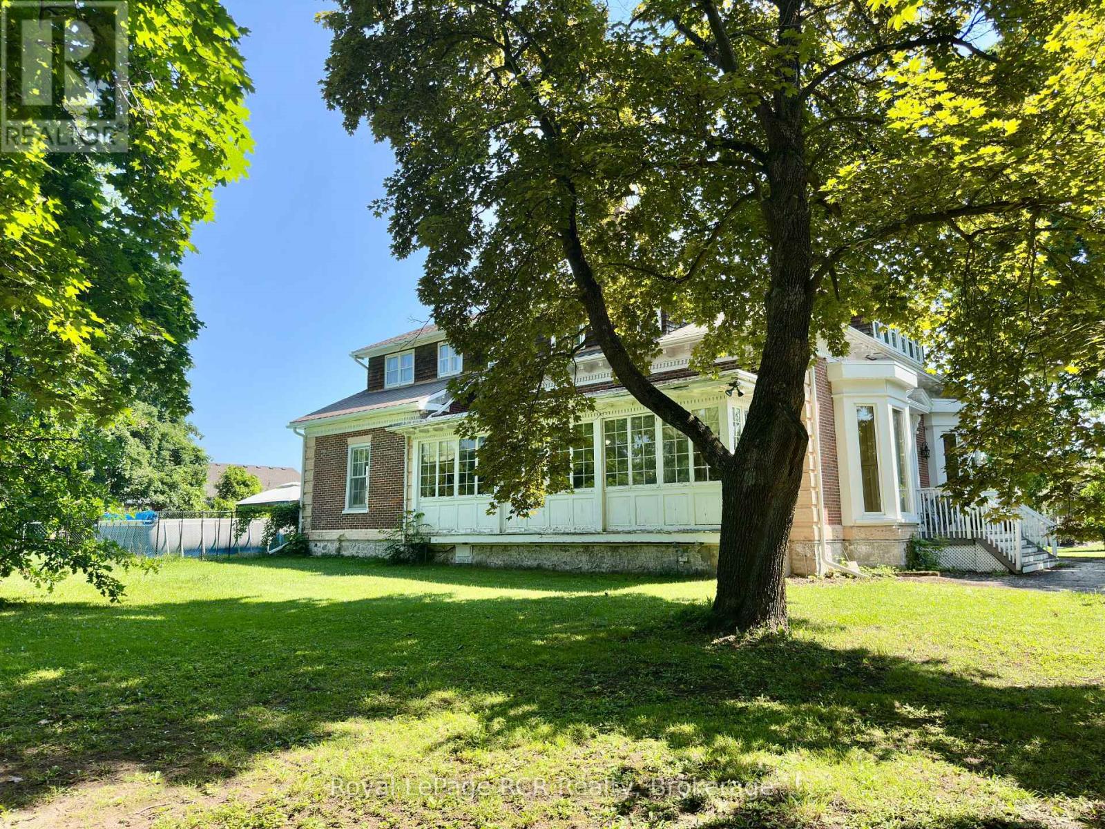 388 DURHAM ROAD E - 8