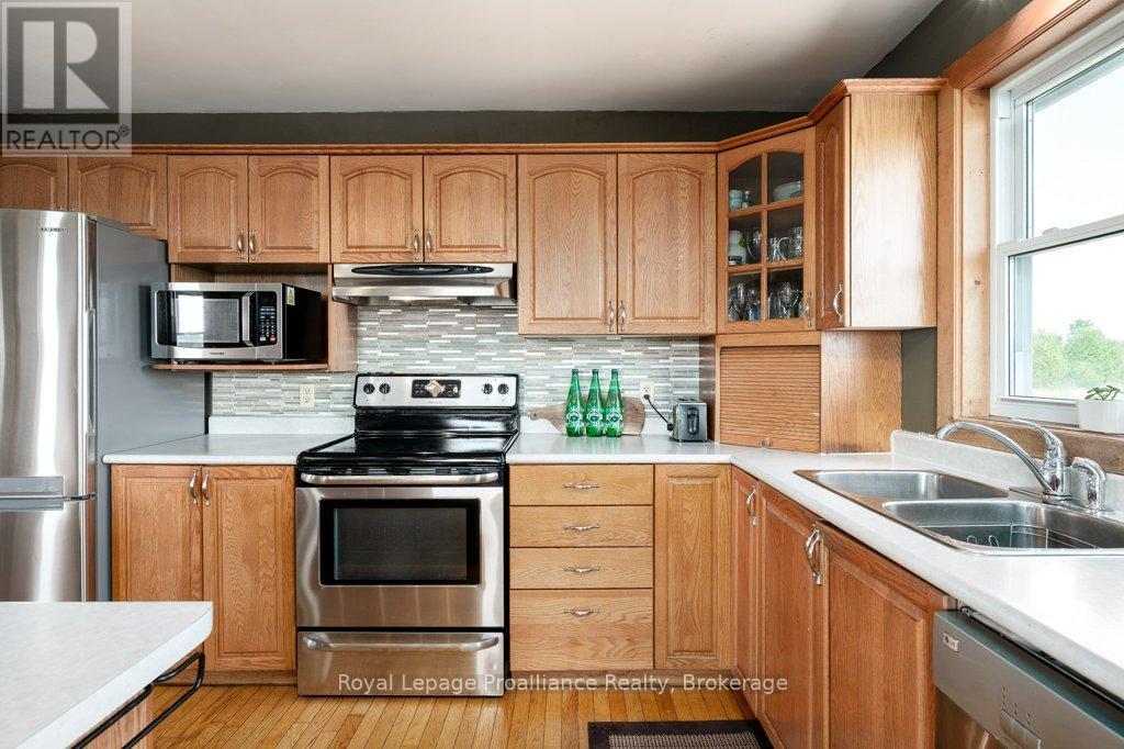 1075 ENRIGHT ROAD - Image 16